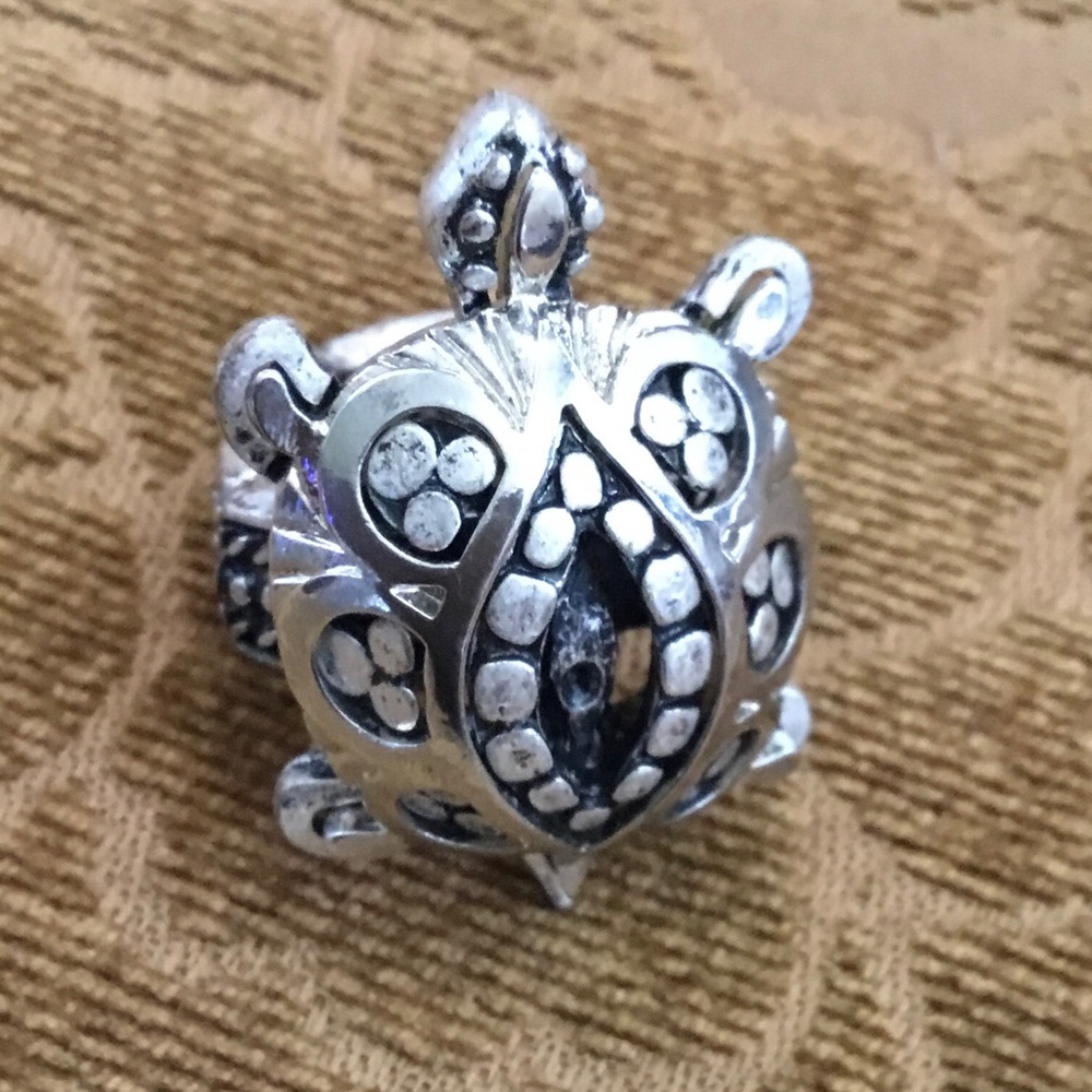 Chico’s Turtle Ring